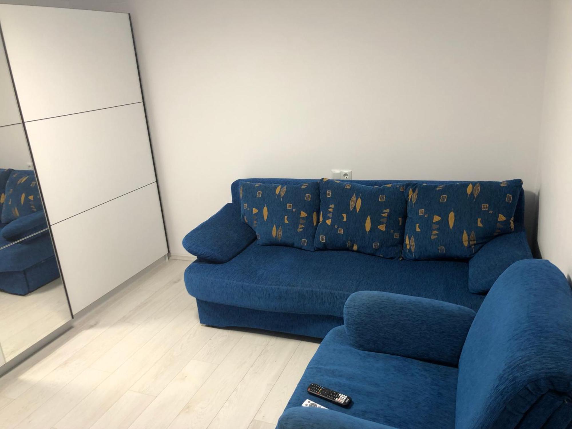 Casa Dan Apartment Бузау Екстериор снимка